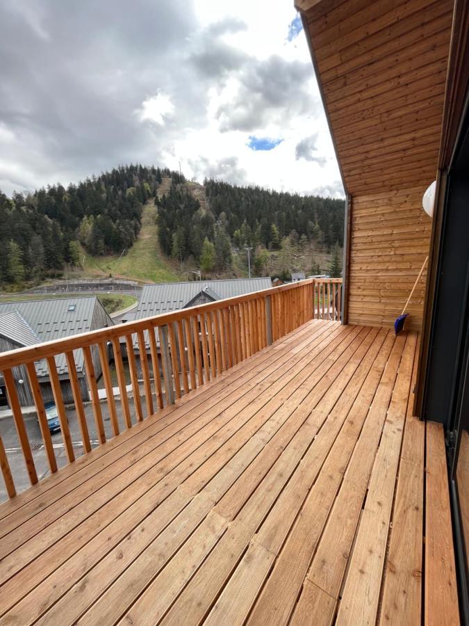 Appartement Aux Pieds Des Pistes De Ski Laveissiere Exterior photo